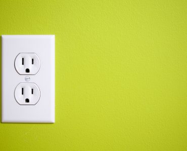 Smart Plug Outlet